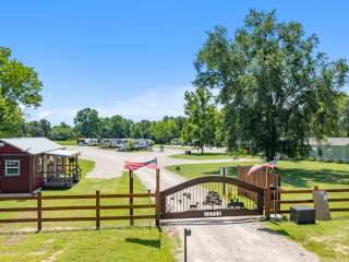 The Old Homeplace RV Village