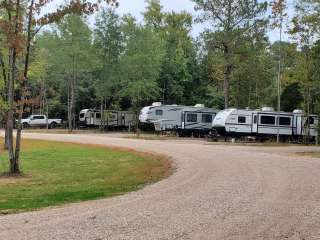 Sunshine Oaks RV Park