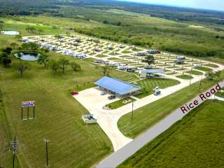 Brazos Trail RV Park - Riesel