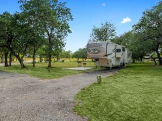 Eagle Ford Estates - RV Park