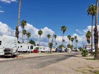 Woody's Round Up RV Resort