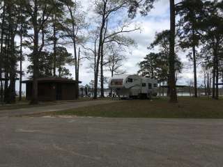 COE Sam Rayburn Reservoir Twin Dikes Park