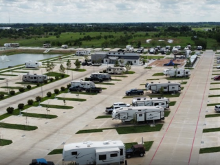 Jetstream RV Resort at Waller