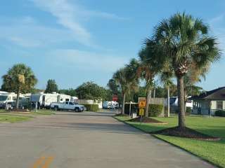 Bay Colony RV Resort