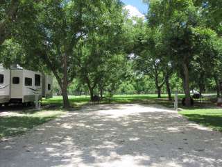 Seven Bluff Cabins & RV Park