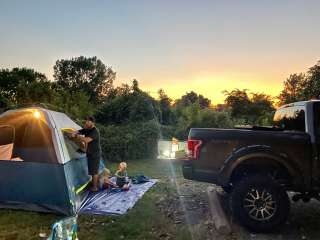 Lake Somerville Marina and Campground