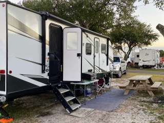 Ancient Oaks RV Park