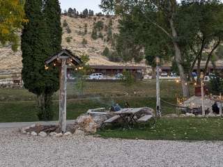 Bryce Pioneer Village RV Park