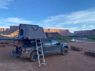 Labyrinth Backcountry Campsites — Canyonlands National Park