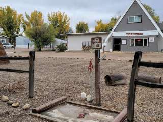 Green River Peninsula Camp