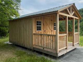 Black Creek's Maple Retreat Cabin 