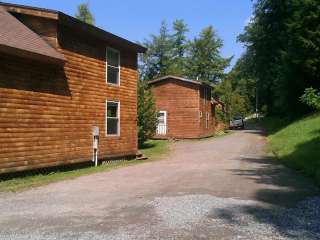 Harvey's Lake Cabins and Campground
