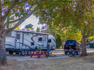 Thunderbird Mobile Home & RV Park