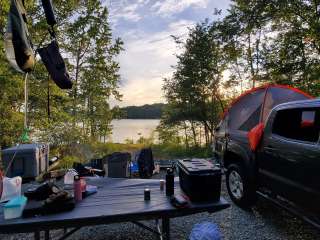 Longwood Campground at John H Kerr Reservoir