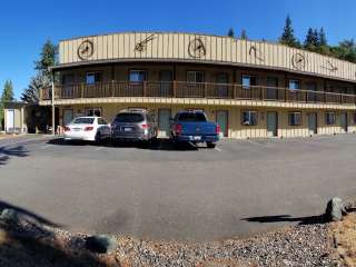 Whispering Firs Motel & RV Park