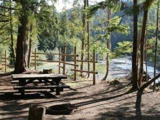 Mount Baker-Snoqualmie National Forest Dalles Campground