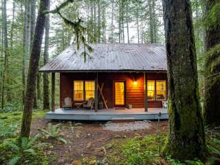 Mt. Baker Lodging - Cabin #12 - Newly Restyled - Pets Ok