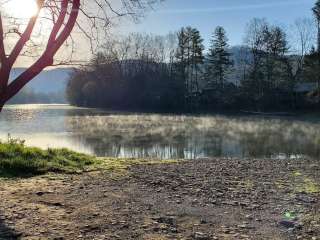 River Trail Hollow Campground