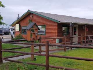 Fort Caspar Campground