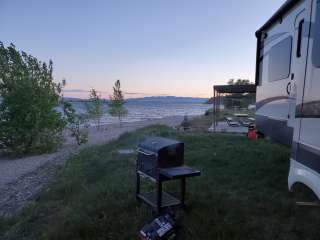 Natrona County Pathfinder Reservoir Sage Campground