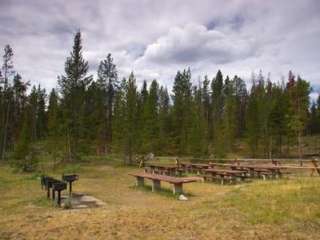 New Fork Lake Group Campground