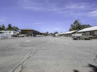 Gridley Inn and RV Park