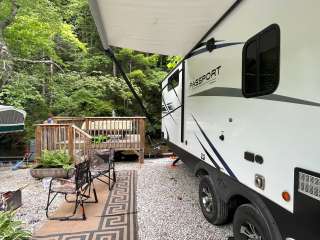 Mountain Stream RV Park