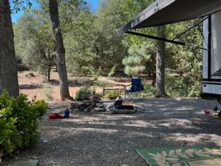 Pinezanita RV Park & Campground