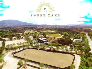 Sweet Life Campsites at Sweet Oaks Winery