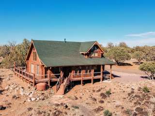 Beautiful Log Cabin in Northern Arizona: The Perfect Retreat