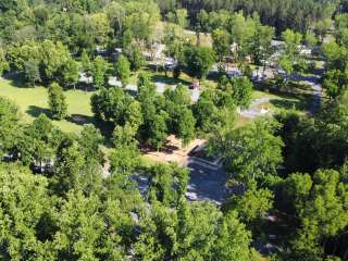 411 River Rest Campground