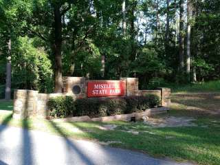 Mistletoe State Park