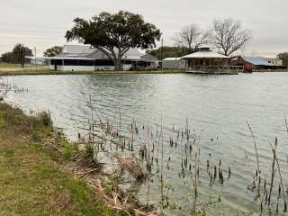 Crawfish Haven/Mrs. Rose Bed and Breakfast Camping