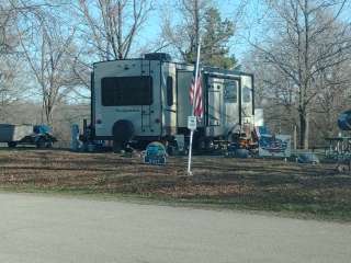 Crab Orchard National Wildlife Refuge Devil's Kitchen Group Campground